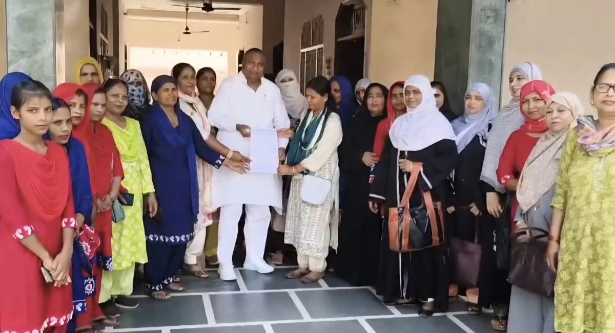 आंगनवाड़ी कर्मचारी पंचायत ने विधायक मोहम्मद शहजाद का जताया आभार